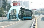 　　上海首条BRT模拟运营测试 或今年年底投运 - 新浪上海