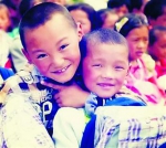 志愿者情结：冒雨走12小时山路 只为看到孩子们笑容 - 上海女性