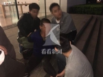 上海一男子绿化带内遇害 警方快速擒凶 - 新浪上海