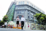 黄浦区179号街坊便是“中央商场”的原址，改造将完整地保留历史老建筑的风貌特色。　/晨报记者　殷立勤 - 新浪上海