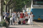 近3700名学生顺利搬至徐汇校区 - 华东理工大学