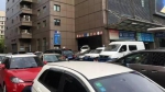 市民吐槽淞虹路P+R停车库 晚高峰20分钟开出去4辆车 - 新浪上海
