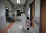 复旦接命途多舛6岁女孩至上海 院士主刀治心脏病 - 上海女性
