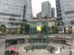 iPhone8中国开售：线下购买遇冷 60%以上买家倾向iPhoneX - Sh.Eastday.Com