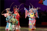 致敬越剧十姐妹精英演唱会上演 “把上一代的精髓传承下去” - 上海女性