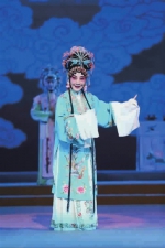 中日传统戏剧东京合演 两个“杨贵妃”相会 - 上海女性