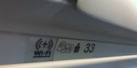 直击！记者体验东航Wi-Fi航班：手机连网很方便 名额网速有限制 - Sh.Eastday.Com