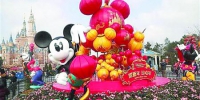 上海迪士尼澄清"天价插队费":全球迪士尼乐园都提供尊享导览服务 - Sh.Eastday.Com