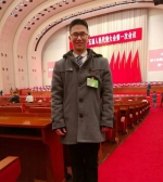 我校学生邹杨、校友陈世强旁听今年市人代会 - 上海电力学院