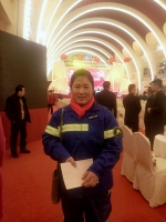 环卫女工落户上海：18年清扫一条路，曾以为根本不可能 - 上海女性