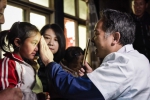 上海小学生近视率十年翻一倍 早防早治遏制发病势头 - 上海女性