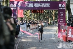 沪女子半马赛粉红开跑 特色赛后服务获点赞 - 上海女性