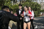 沪女子半马赛粉红开跑 特色赛后服务获点赞 - 上海女性