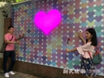 甜爱路打造成“甜蜜”路 三块爱情墙揭幕亮相 - 上海女性