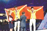 上海选手肖子彤、冯柱天获网络安全项目银牌。崔家琛 摄 - 新浪上海
