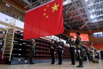 学校隆重举行庆祝中华人民共和国成立70周年升旗仪式 - 上海财经大学