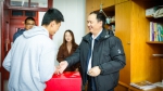 我校开展“不忘初心、牢记使命”冬令送温暖慰问学生活动 - 上海财经大学