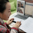 2月25日，上海市卢湾中学六（五）班的班主任陈溦雯与学生们在线互动，围绕防疫主题开展一堂“云班会”。 - 新浪上海
