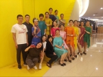 学校代表队在第二届上海女教师服饰展示活动中斩获“特等奖” - 上海财经大学