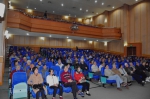 退休党员集体学习十八届六中全会精神 - 华东理工大学